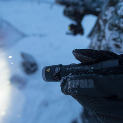 MT10 Flashlight – image 8