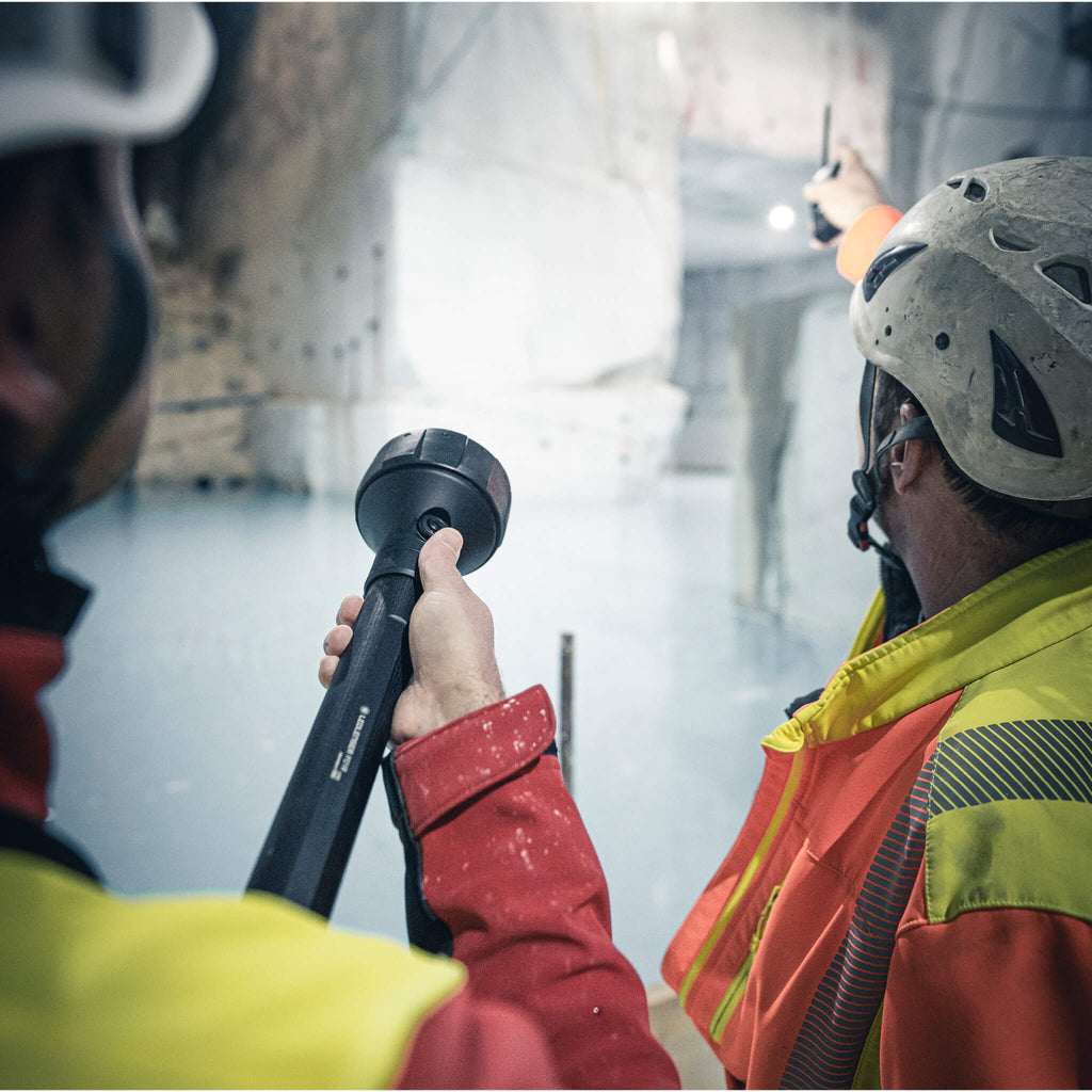 PRE-ORDER | P21R Flashlight – image 6