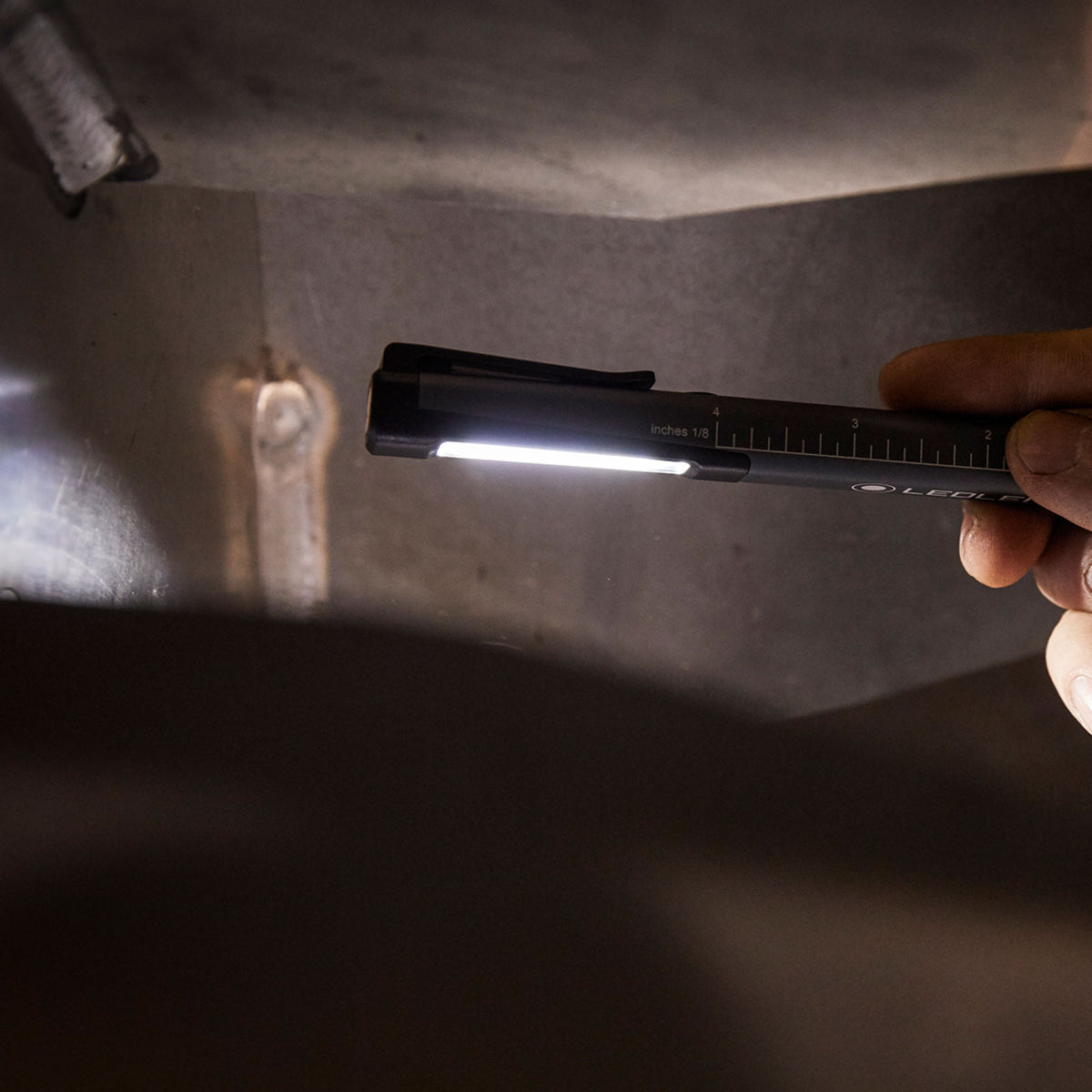 Lampe de travail iW2R